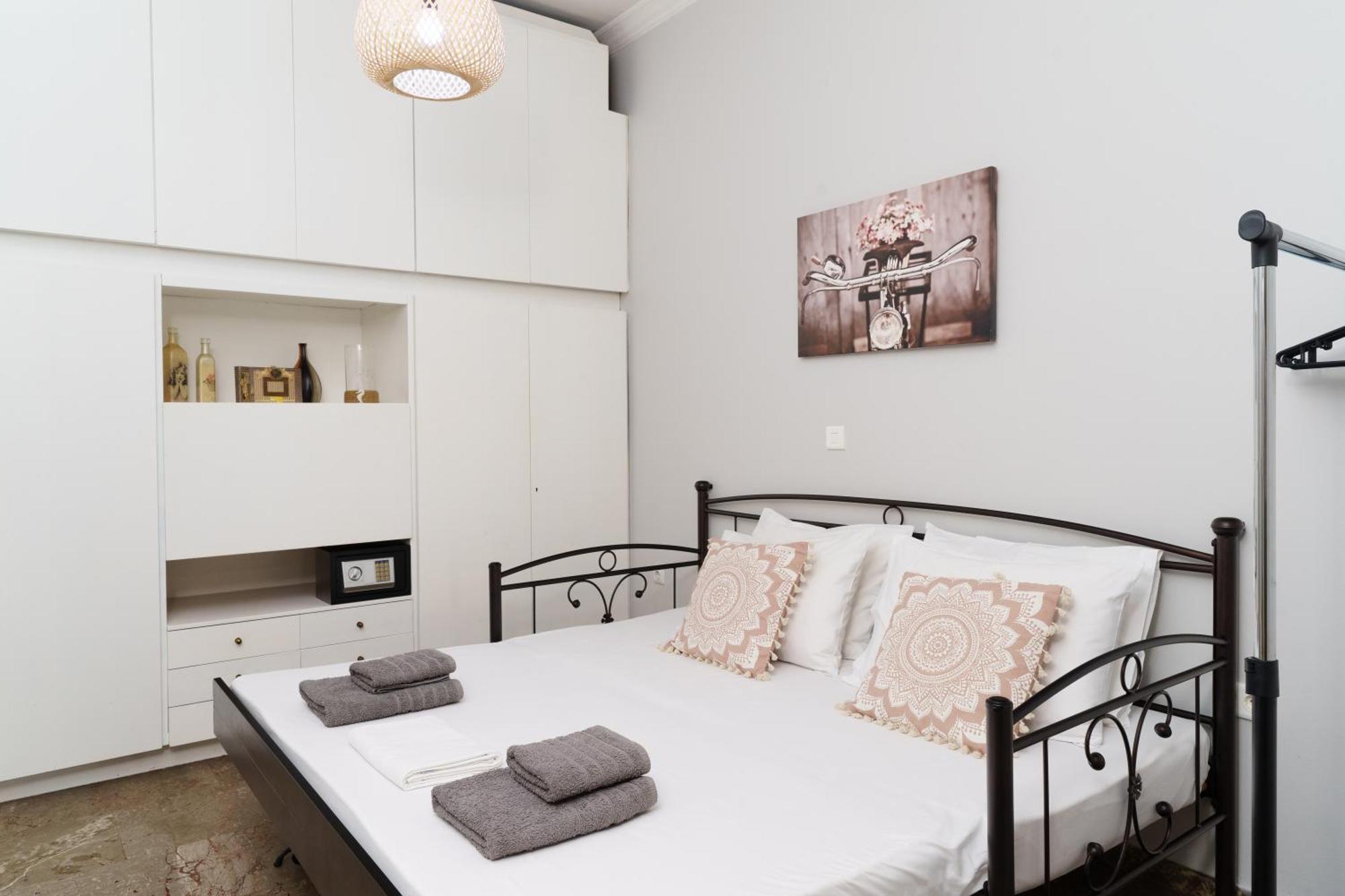 Chris'S Best Apartment In Афіни Екстер'єр фото