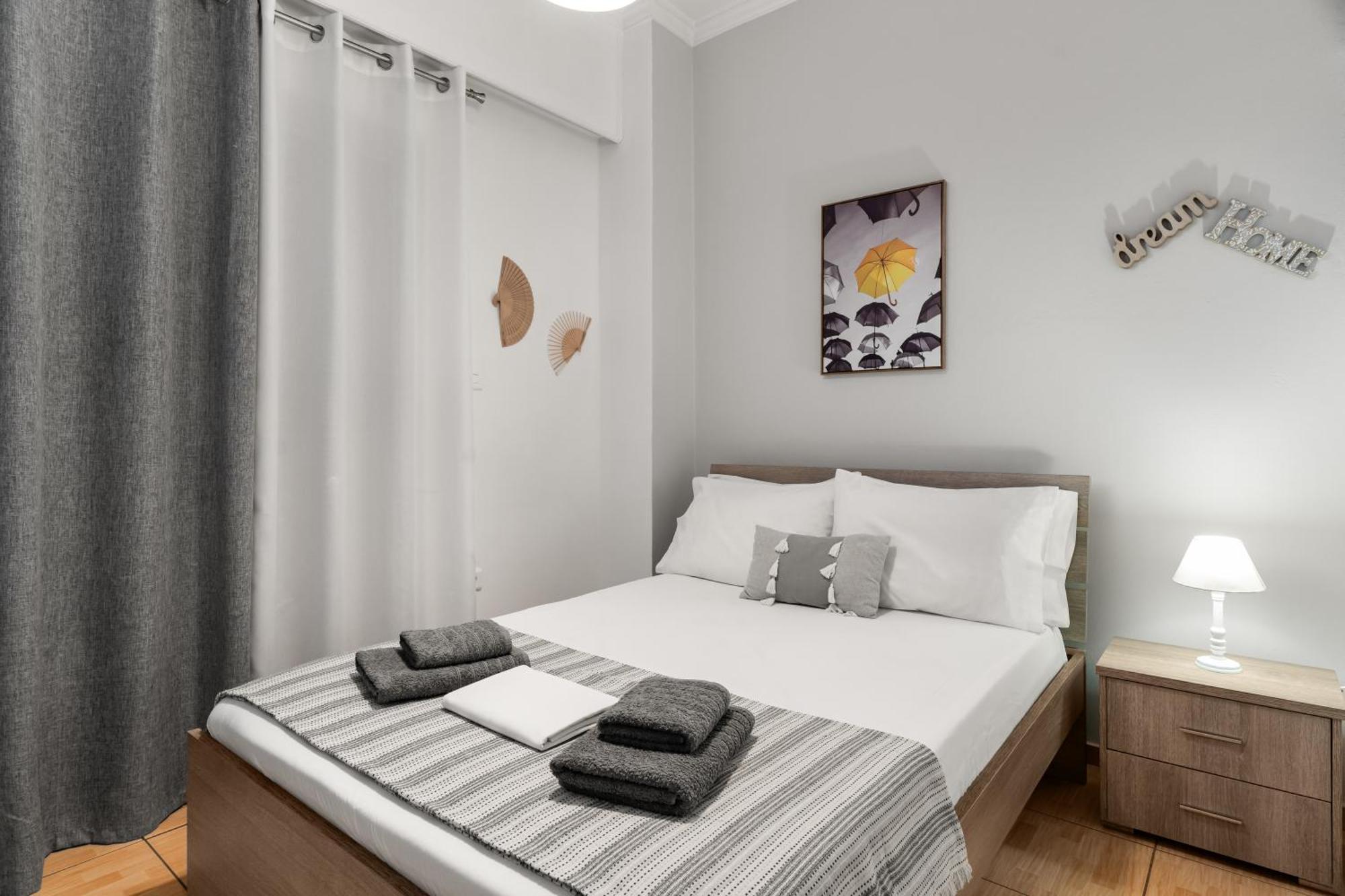 Chris'S Best Apartment In Афіни Екстер'єр фото